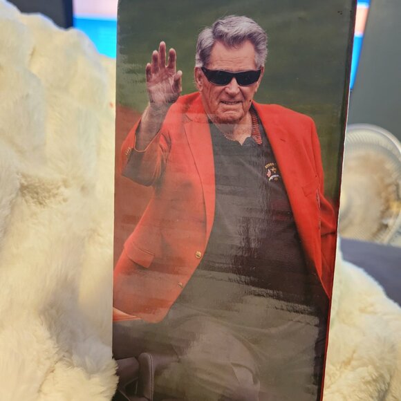 Bobblehead - Picture 3 of 4